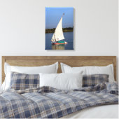 Toile Felucca naviguant le long du Nil - Assouan, Égypte (Insitu(Chambre))