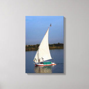 Toile Felucca naviguant le long du Nil - Assouan, Égypte