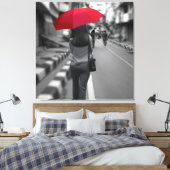 Toile Femme avec parapluie rouge noir et blanc (Insitu(Chambre))