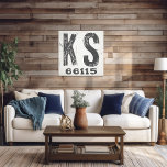 Toile Ferme Rustique State Code postal Kansas<br><div class="desc">Ce panneau rustique est une façon simple de montrer votre amour pour la maison. Le code postal peut être personnalisé avec n'importe quel code postal dans l'état. Fait un grand cadeau. Créé par Simply Farmhouse Press.</div>