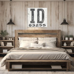Toile Ferme Rustique State Code zip Idaho<br><div class="desc">Ce panneau rustique est une façon simple de montrer votre amour pour la maison. Le code postal peut être personnalisé avec n'importe quel code postal dans l'état. Fait un grand cadeau. Créé par Simply Farmhouse Press.</div>