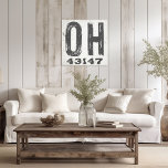 Toile Ferme Rustique State Code Zip Ohio<br><div class="desc">Ce panneau rustique est une façon simple de montrer votre amour pour la maison. Le code postal peut être personnalisé avec n'importe quel code postal dans l'état. Fait un grand cadeau. Créé par Simply Farmhouse Press.</div>