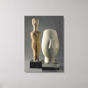 Toile (Figurine de Lto R) avec les bras croisés,