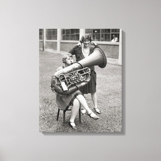 Toile Fille jouant du tuba, 1928 (Recto)