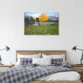 Toile Fleurs sauvages le long du lac Swiftcurrent dans l (Insitu(Chambre))