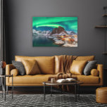 Toile Glace et neige | Northern Lights, Norvège<br><div class="desc">Cette photo Getty Images extraordinaire présente les aurores boréales en Norvège, comté de Nordland, district des îles Lofoten, municipalité de Moskenes, Hamnoy.</div>