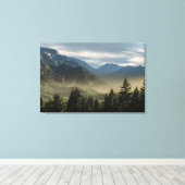 Toile Golden Hour Misty Peaks Evergreen Forest Art (Insitu (Plancher de Bois))