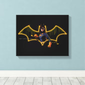 Toile Gotham Knights Batgirl en logo (Insitu (Plancher de Bois))