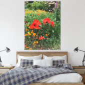 Toile Grand pavot rouge dans un jardin anglais (Insitu(Chambre))