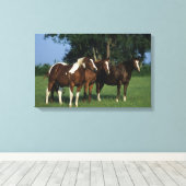 Toile Groupe de Chevaux de Peinture debout (Insitu (Plancher de Bois))
