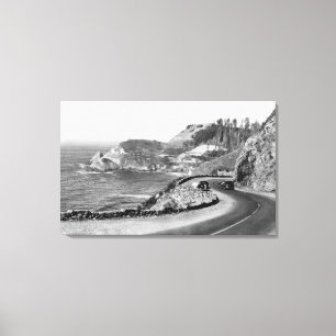 Toile Hacenta Head Lighthouse and Oregon Coast Highway