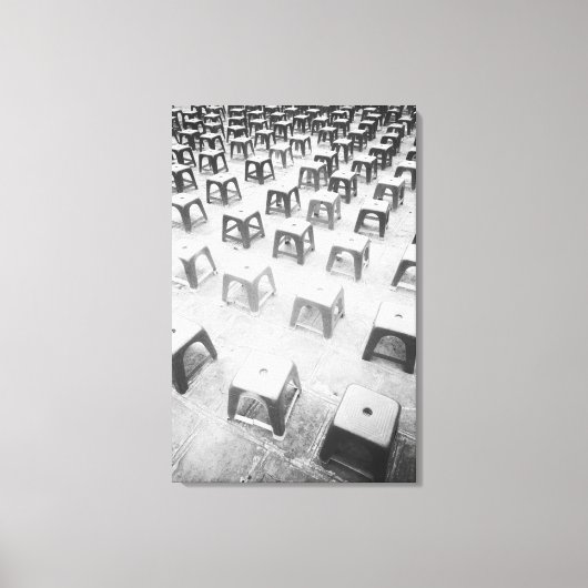 Toile Hanoi Vietnam, Tabourets en plastique au Temple de (Recto)