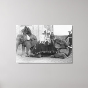 Toile Hommes tenant des éléphants en Inde PhotoInde