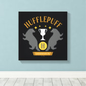 Toile HUFFLEPUFF™ Badger and Cup House Pride Graphisme (Insitu (Plancher de Bois))