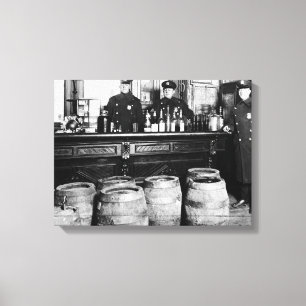 Toile Interdiction - Police Speakeasy Raid Bootlegger - 