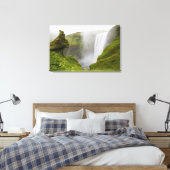 Toile Islande. La cascade Skogarfoss plonge au-dessus d' (Insitu(Chambre))
