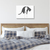 Toile Jeune femme levant chat - Choisir la couleur arriè (Insitu(Chambre))