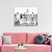 Toile Jeunes femmes Flapper jouant au golf, 1926 (Insitu(Salon))