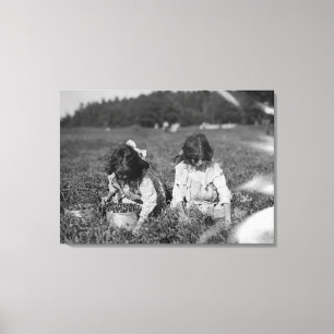 Toile Jeunes filles sélectionnant la photographie de