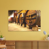 Toile La cave à vin avec de grands vieux coffres en bois (Insitu(Salon))
