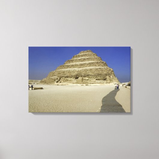 Toile La pyramide des pas à Saqqara, l'une des plus anci (Recto)