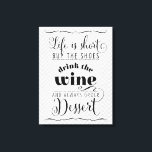 Toile LA VIE EST COURTE typographie moderne motivation g<br><div class="desc">Habiller les murs de votre salon avec ce texte d'affirmation positive - un doux rappel pour une famille heureuse. Configurer en tant que modèle il est facile de customiser avec votre propre texte - faites-le le vôtre! CONSEIL >>> Appuyez simplement sur le bouton "Customiser" et ajoutez/modifiez le texte, les polices,...</div>