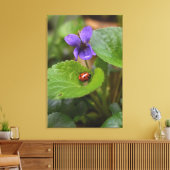 Toile Ladybug sur les fleurs de violet doux (Insitu(Salon))
