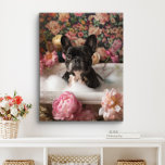 Toile L'art du chien de taureau français | Frenchie dans<br><div class="desc">L'art français de Bulldog avec un Bulldog français ludique,  profitant d'un bain relaxant rempli de bulles et de belles fleurs. Cette charmante oeuvre ajoute une touche de chaleur et de personnalité à votre espace,  ce qui le rend plus accueillant et joyeux.</div>