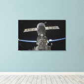 Toile Le membre de la Terre croise un vaisseau Soyouz (Insitu (Plancher de Bois))