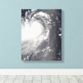 Toile Le typhon Nuri approche des Philippines (Insitu (Plancher de Bois))