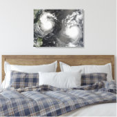 Toile Le typhon Saomai et la tempête tropicale Bopha (Insitu(Chambre))