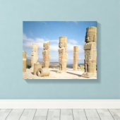 Toile Les colonnes atlantiques au sommet de la pyramide  (Insitu (Plancher de Bois))