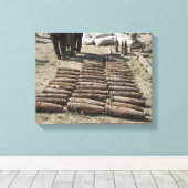 Toile Les dispositifs explosifs sont identifiés et inven (Insitu (Plancher de Bois))