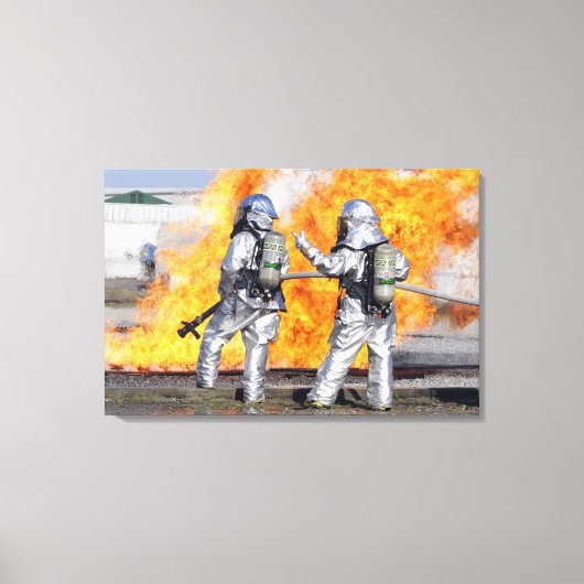Toile Les pompiers combattent un incendie simulé (Recto)