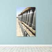 Toile Les rangées de munitions sont empilées et préparée (Insitu (Plancher de Bois))