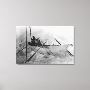 Toile L'Esquimau dans le bateau fait avec des peaux a