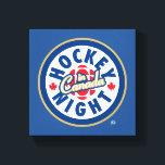 Toile Logo de la nuit du hockey au Canada<br><div class="desc">Le logo actuel utilisé depuis 1998. Hockey Night in Canada est la marque utilisée pour les présentations télévisées canadiennes de la Ligue nationale de hockey. Bien que le nom ait été utilisé pour toutes les émissions de la LNH diffusées à la télévision de la SRC (quelle que soit l'heure de...</div>