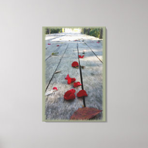 Toile Lost red petals