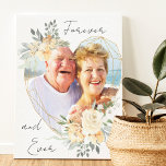 Toile Mariage d'or Forme de coeur photo pour toujours et<br><div class="desc">Toile photo personnalisée affichant votre photo préférée dans un cadre en or géométrique en forme de coeur. Le cadre est décoré de bouquets d'aquarelle de fleurs crème et abricot. Il est écrit avec le libellé "pour toujours et jamais" dans élégant script décontracté, manuscrit sur un arrière - plan neutre, blanc...</div>