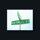 Toile Maxwell Green Street Signes garçons Nom Wall Art<br><div class="desc">Une oeuvre d'art unique pour les garçons du nom de Maxwell ! Les murs de cette chambre de garçon sont en toile murale avec une photo d'un panneau de signalisation en métal vert "Maxwell Street" avec un arrière - plan de ciel bleu. Couleurs vertes et bleues vives. Photo prise à...</div>