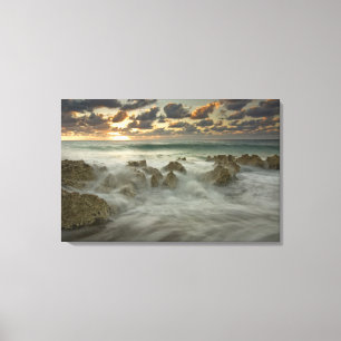 Toile Mer des Caraïbes, Îles Caïmans. Vagues déferlantes