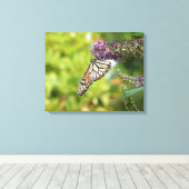 Toile Monarque papillon sur Buddleia pourpre (Insitu (Plancher de Bois))