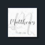 Toile Monogramme moderne personnalisé et nom de famille<br><div class="desc">Cadeau Monogramme personnalisé et nom de famille avec nom de famille en gris style de police script moderne et monogramme en gris clair style de police script moderne comme arrière - plan avec année établie en gris sans serif style de police sur blanc arrière - plan en marbre. Parfait comme...</div>