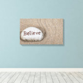 Toile mot Croire sur beach rock (Insitu (Plancher de Bois))