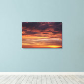 Toile Nuages foncés dans ciel rayé orange (Insitu (Plancher de Bois))