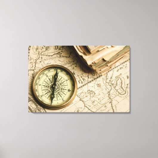 Toile Old compass over Ancient Map (Recto)