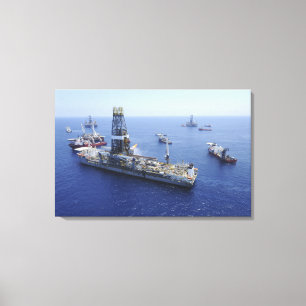 Toile Opérations évasées conduites par le drillship