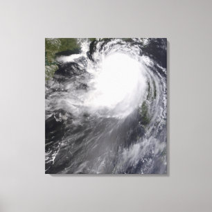 Toile Ouragan Nuri approchant la Chine