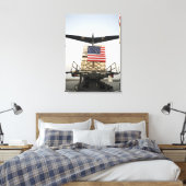 Toile Palette contenant de l'aide humanitaire (Insitu(Chambre))