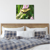Toile Papillon à queue d'hirondelle sur des fleurs sauva (Insitu(Chambre))